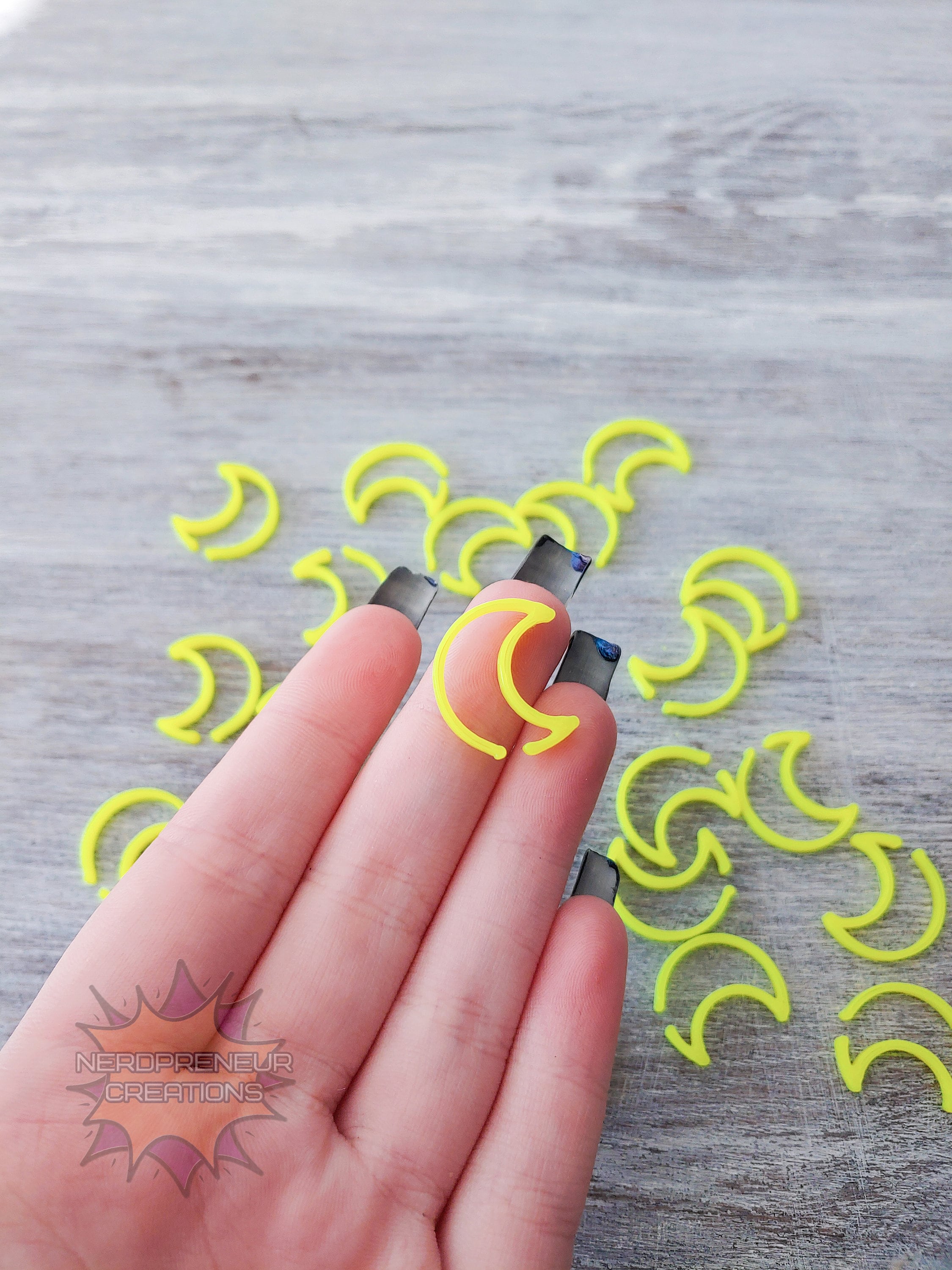 Crescent Moon 3D Printed Stitch Marker - 12 Pack | Eco-Friendly Biodegradable PLA Knitting & Crochet Accessory