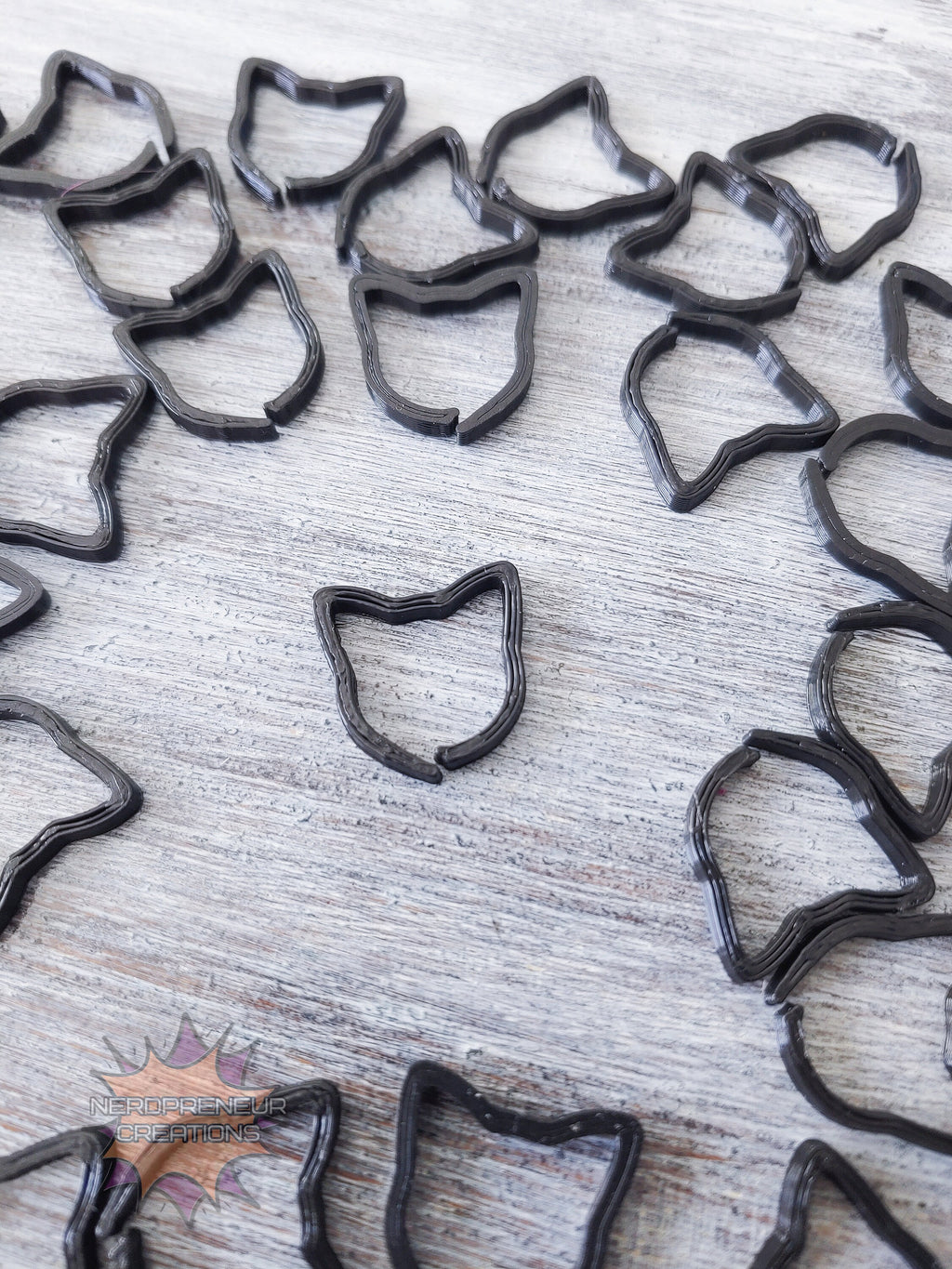 Cat 3D Printed Stitch Marker - 12 Pack | Eco-Friendly Biodegradable PLA Knitting & Crochet Accessory