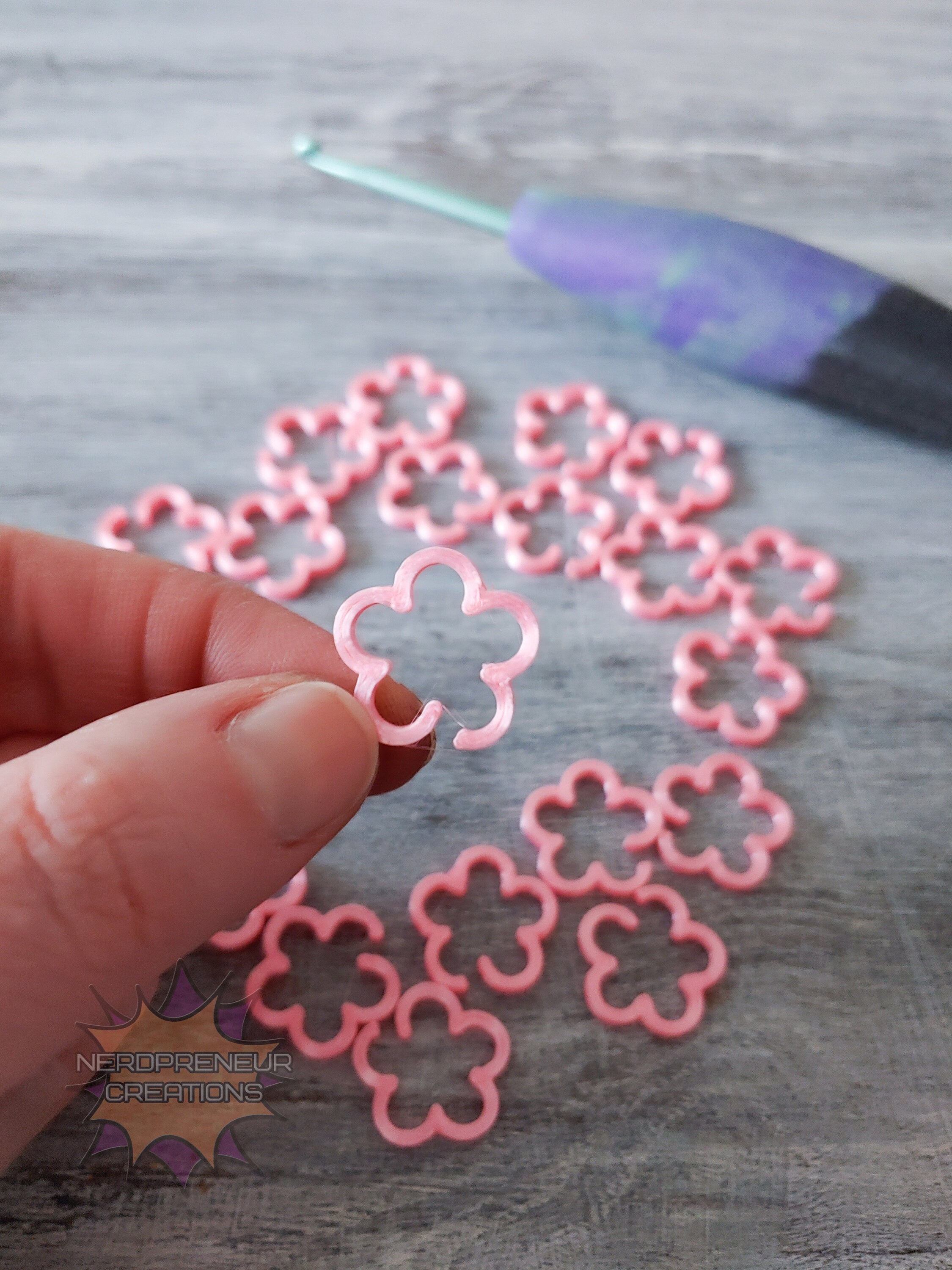 Flower 3D Printed Stitch Marker - 12 Pack | Eco-Friendly Biodegradable PLA Knitting & Crochet Accessory