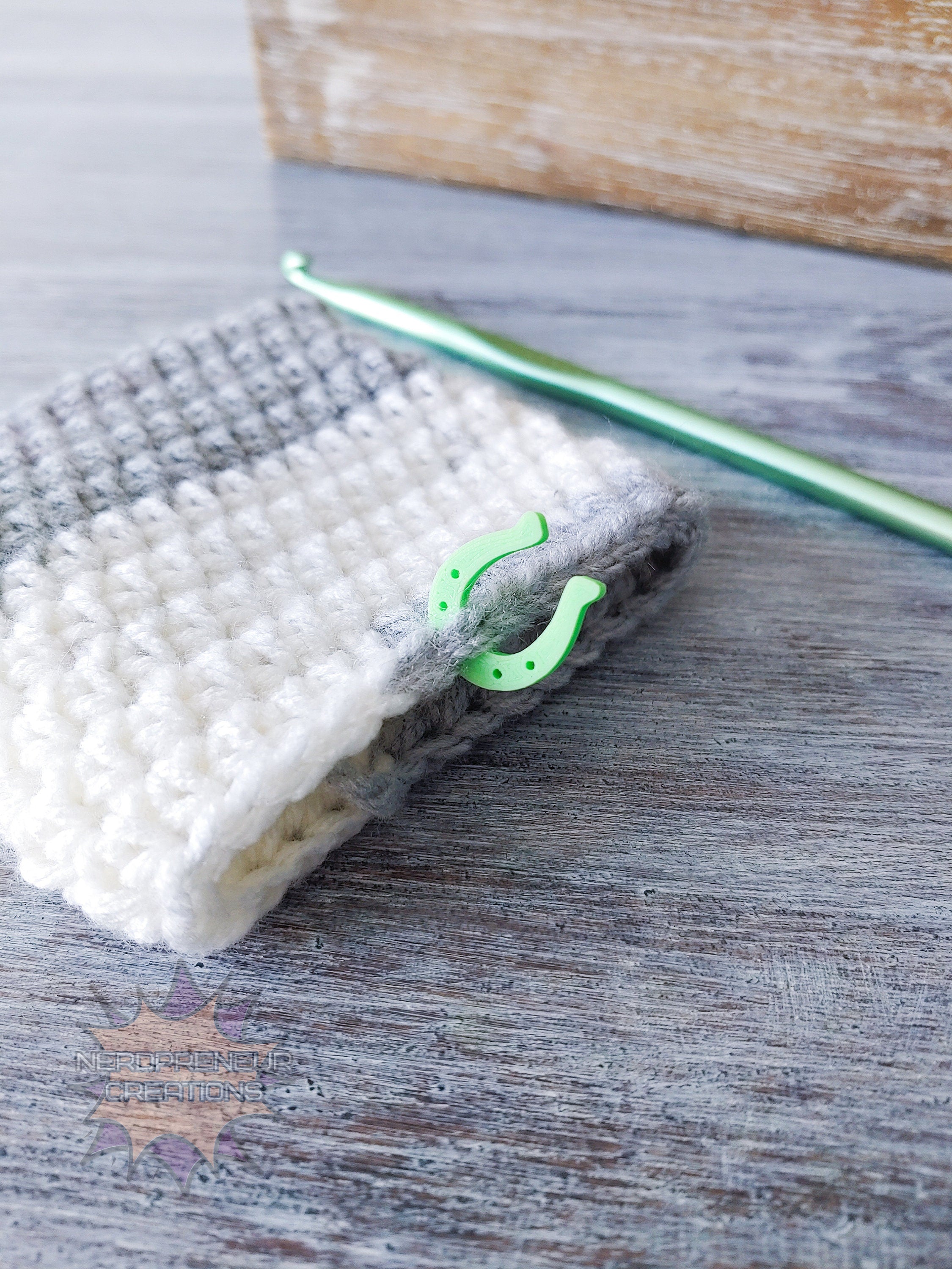 Horseshoe 3D Printed Stitch Marker - 12 Pack | Eco-Friendly Biodegradable PLA Knitting & Crochet Accessory