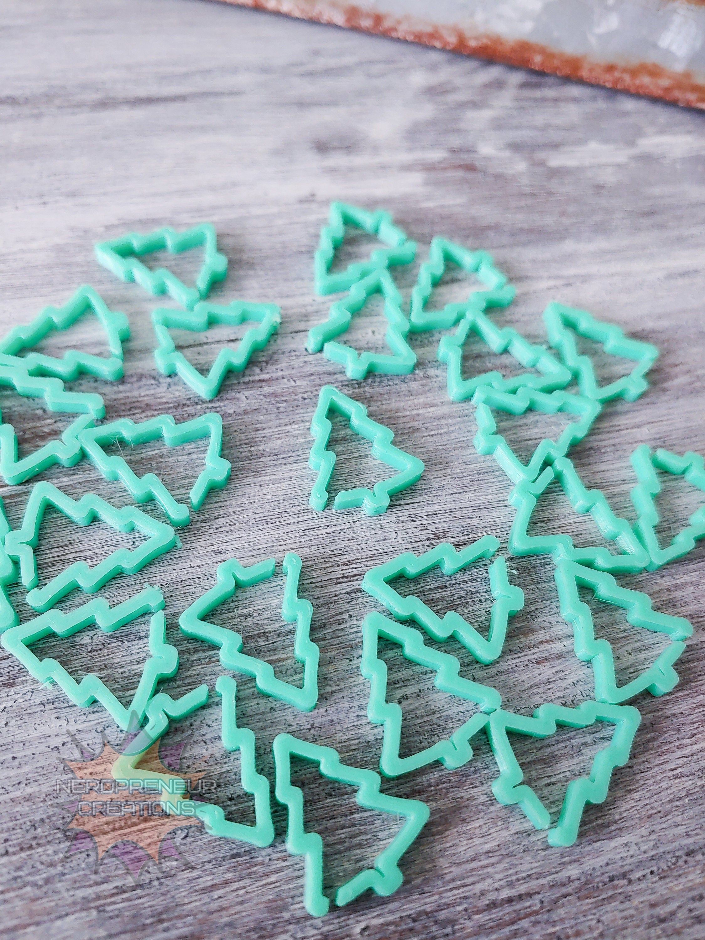 Christmas Tree 3D Printed Stitch Marker - 12 Pack | Eco-Friendly Biodegradable PLA Knitting & Crochet Accessory