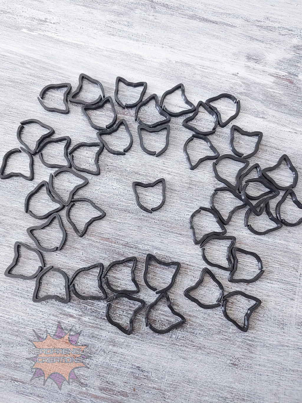 Cat 3D Printed Stitch Marker - 12 Pack | Eco-Friendly Biodegradable PLA Knitting & Crochet Accessory